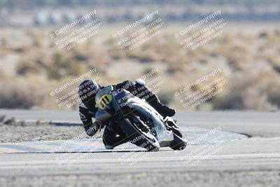 media/Dec-07-2025-CVMA (Sun) [[3e7d2de5dc]]/Race 12- Formula 40 MW and LW/